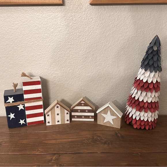 Other - Patriotic Red, White & Blue Holiday Table Decor Set